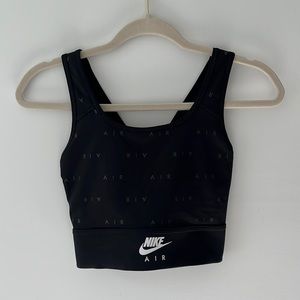 Nike - Dri-FIT Swoosh Sports Bra I Size Medium (NWOT)